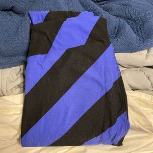 Lularoe horizontal stripes leggings OS
